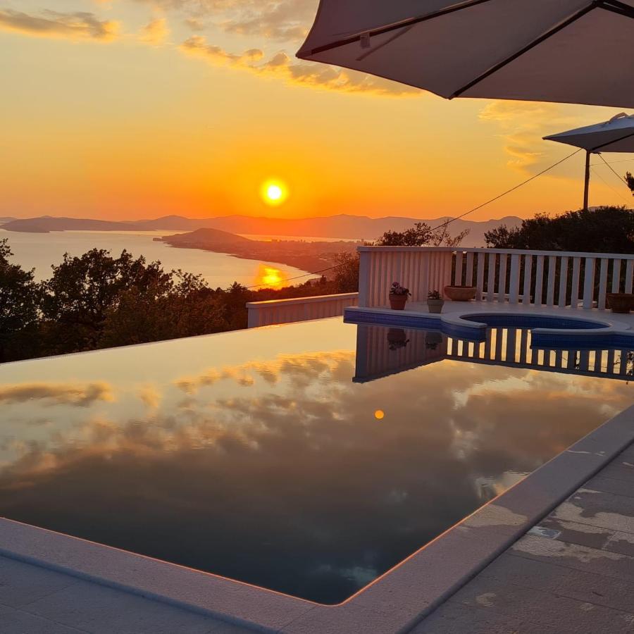 Sea View Luxury Apart Hotel Villa Conte With Swiming Pool And Romantic Spa Podstrana Luaran gambar