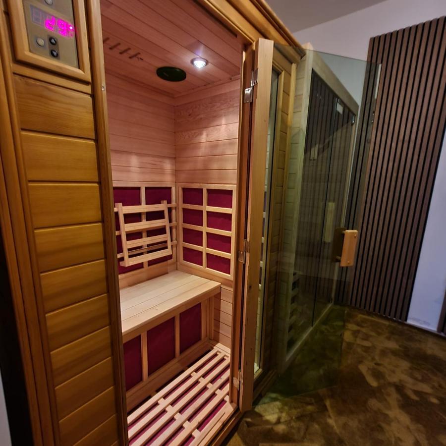 Sea View Luxury Apart Hotel Villa Conte With Swiming Pool And Romantic Spa Podstrana Luaran gambar
