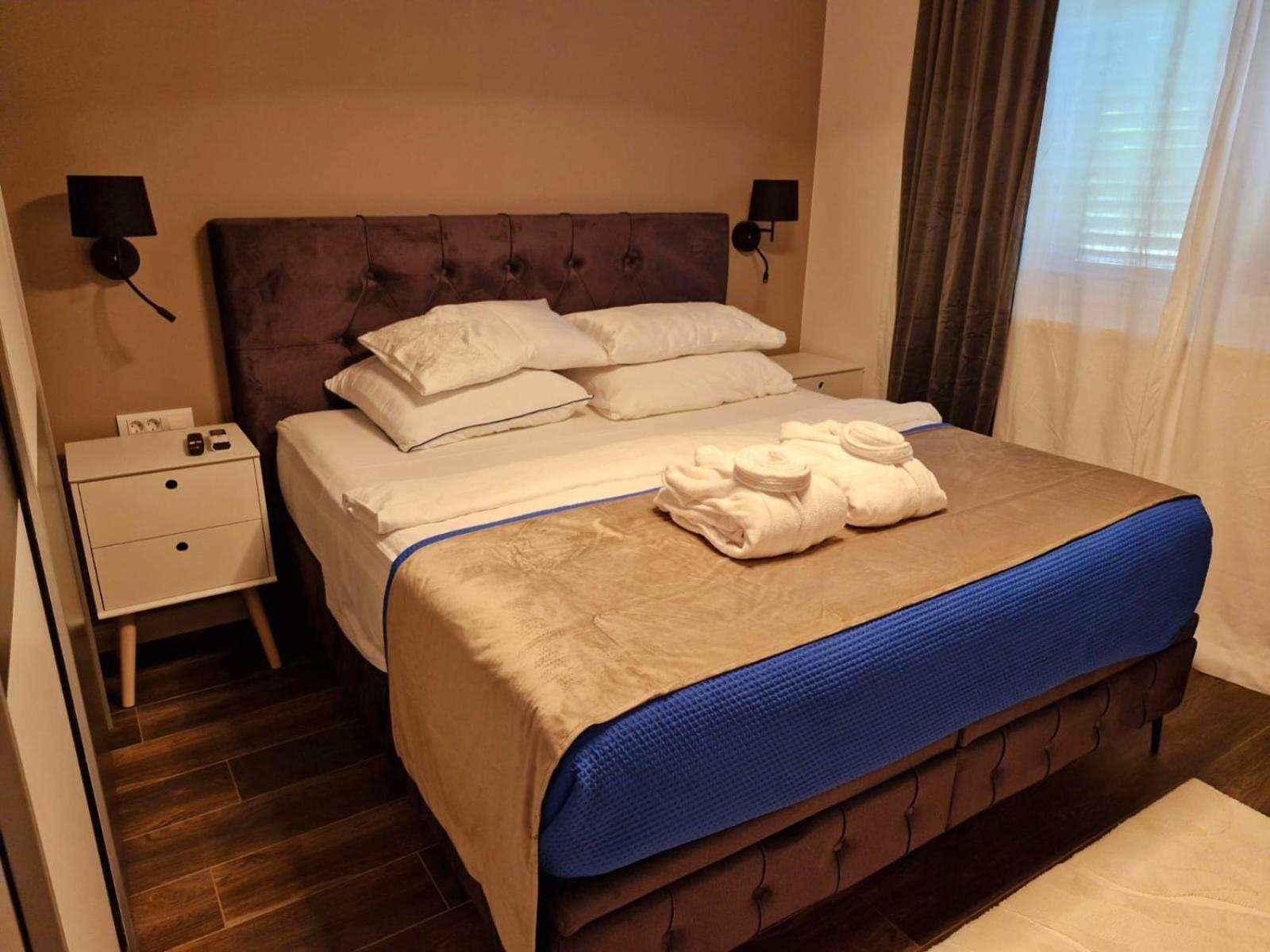 Sea View Luxury Apart Hotel Villa Conte With Swiming Pool And Romantic Spa Podstrana Luaran gambar